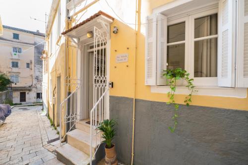 San Nikolas Studio 16