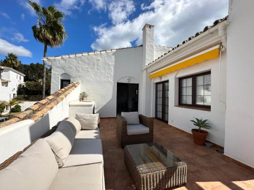 Aldea Blanca Elegant Penthouse in Puerto Banús