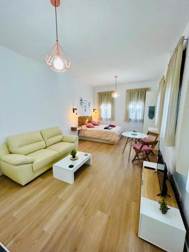 Coqueto apartamento céntrico con piscina