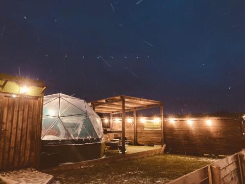 Fotografie z fotogalerie ubytování Glamping&BeerSpa Scialla Sul Lago v destinaci Pignola