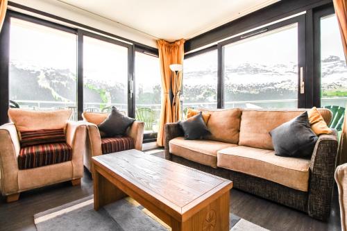 Penthouse 3-bedroom apartment, mountain views, large terrasse, piste access photo 2