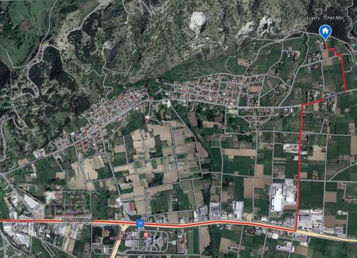 a map of a freeway with a red line at Luxury Chez-Moi in Serres