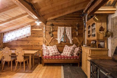 Chalet Masi Stablo Ghimpel