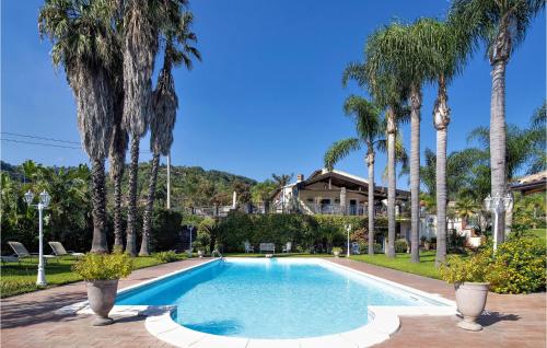 Nice home in Giarre with Outdoor swimming pool, WiFi and 5 Bedrooms