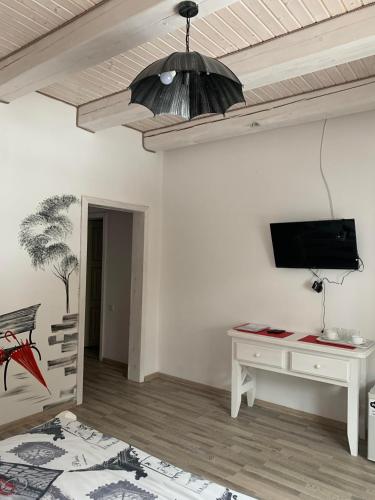 Μια τηλεόραση ή/και κέντρο ψυχαγωγίας στο Pogar Inn