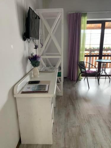 Μια τηλεόραση ή/και κέντρο ψυχαγωγίας στο Pogar Inn