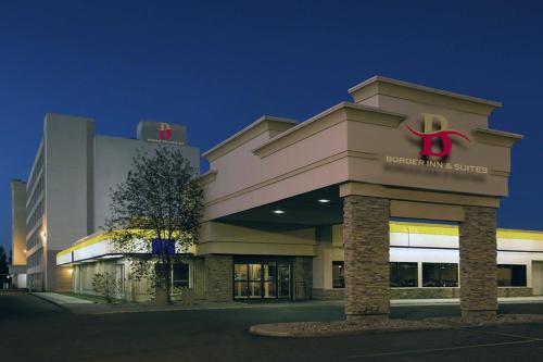 Border Inn & Suites – Photos 2