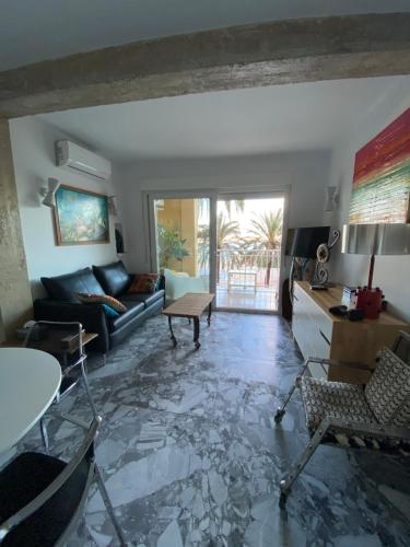 Χώρος καθιστικού στο Apartamento centro de Dénia 1ra linea, vistas puerto y mar