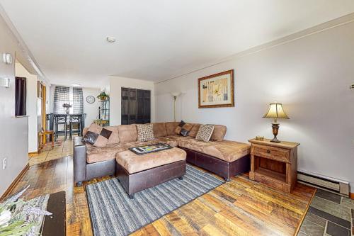 Lakeside Delight, unit 423 – Photos 2