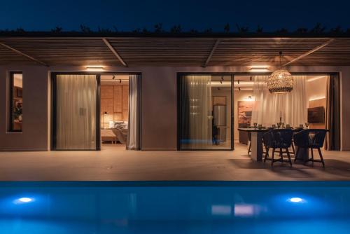 Πισίνα στο ή κοντά στο Limnionas Infinity Cave Villa