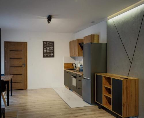 Η κουζίνα ή μικρή κουζίνα στο MULTIROOMS