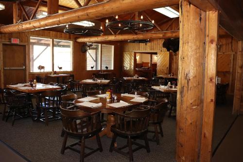 Εστιατόριο ή άλλο μέρος για φαγητό στο Yellowstone Valley Inn