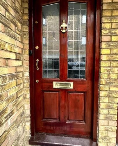 Amazing Location - City of London- 2 Bedroom Stunning Canal View House With Private Garden,Parking & Balcony photo 48