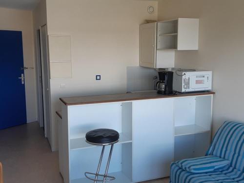 Studio avec Balcon à La Rochelle, près du Port et de la Plage - FR-1-551-10