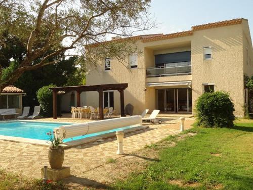 Maison Taillades, 7 pièces, 12 personnes - FR-1-708-7