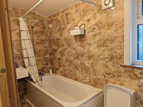 Fully-equipped flat in the city of London photo 20