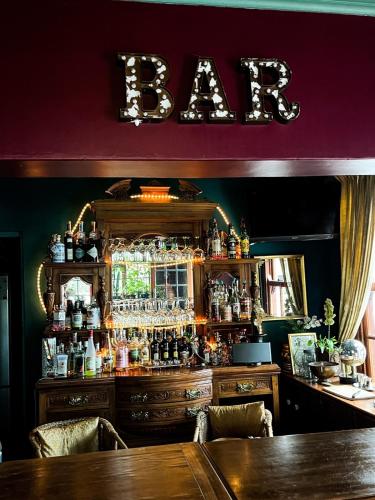 Lounge oder Bar in der Unterkunft Oak View Manor