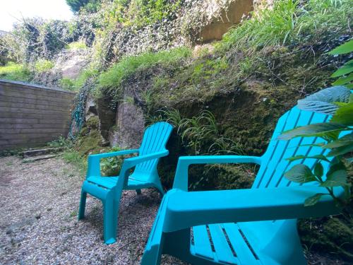 Jardin de l'établissement LE STE MARINE - Ptit coin de Paradis Vue sur le port - Entrée Autonome