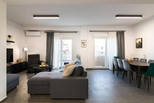 F & B Collection - 3 Bedroom Penthouse