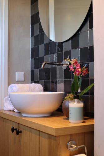 Phòng tắm tại House of Flowers, Gendringen, Achterhoek, Gelderland
