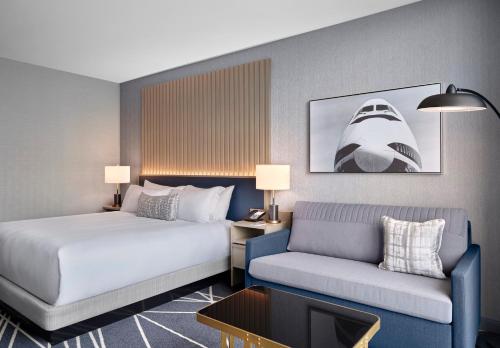 Loews Kansas City Image