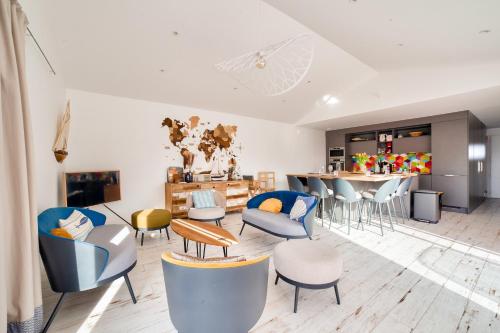 Maison pour 9 - Jacuzzi - 300m de la plage