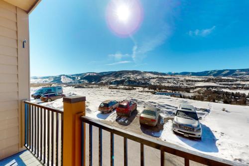 Edwards Escape SUITE 2F – Photos 3