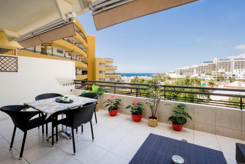 The BlueBird Apartment - Ocean View - Adeje