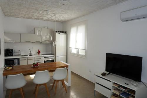 Gallery image of Modern Apartment 10mins from the Beach in Kefallonia
