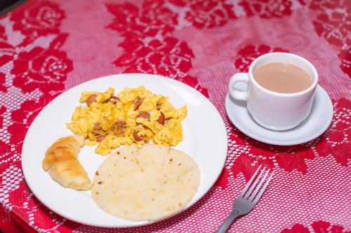 Jídlo v hotelu nebo okolí