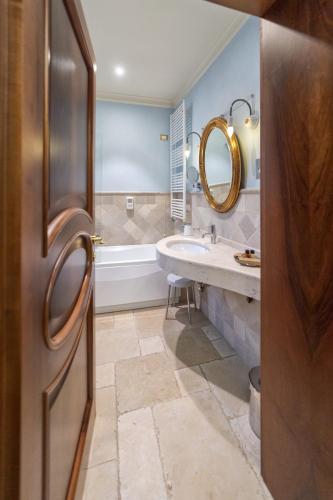 Gallery image of Kelina Charme Hotel by Cantine Due Palme in Cellino San Marco