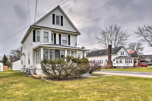 Gallery image of Buffalo Vacation Rental with Screened Porch in Buffalo