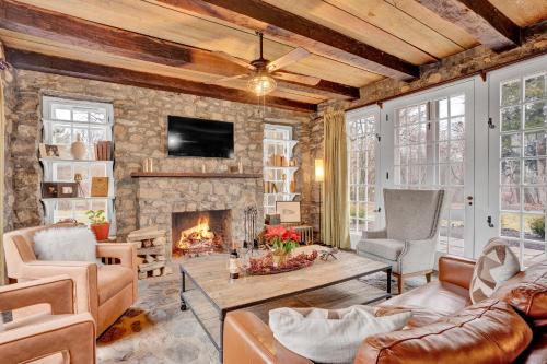 Chimney Hill Estate Inn – Photos 2