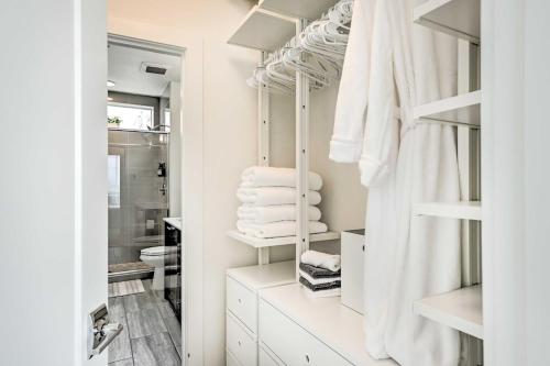 Ένα μπάνιο στο Stylish Townhome in Ballard