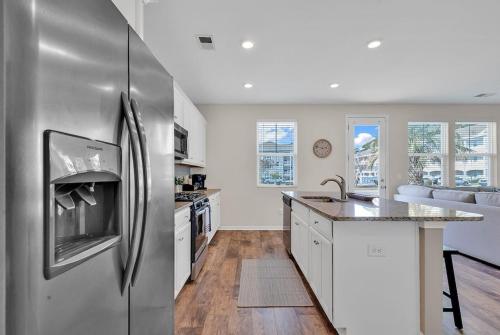 Centrally Located Myrtle Beach House Near Sports Center, Broadway at the Beach, Shopping, Beach, and Golf photo 39