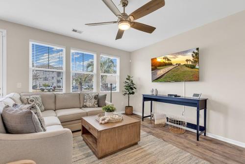 Centrally Located Myrtle Beach House Near Sports Center, Broadway at the Beach, Shopping, Beach, and Golf photo 10