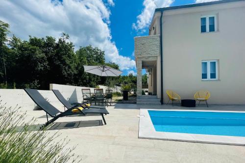 Apartments with swimming pool Kremenici, Krk - 20676