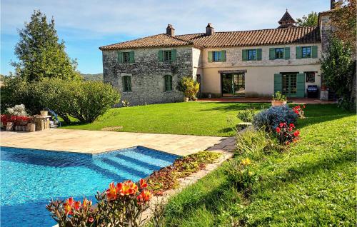 Beautiful home in Courbiac with Outdoor swimming pool, WiFi and 5 Bedrooms