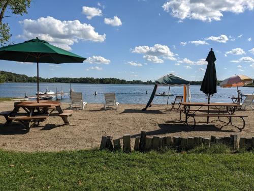 Swan Lake Resort & Campground – Photos 3