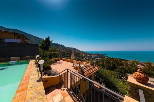 Gallery image of Loft Agape Verde in Cefalù