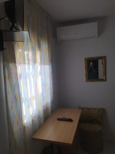 Apartamento independiente con terraza situado en la segunda planta de una casa adosada Admite mascotas