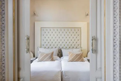 El Palauet Modernist Suites Barcelona photo 9