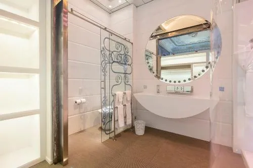 El Palauet Modernist Suites Barcelona photo 32