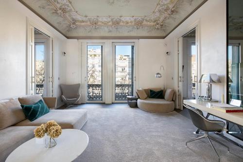El Palauet Modernist Suites Barcelona photo 131