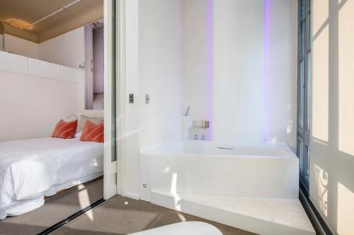 El Palauet Modernist Suites Barcelona photo 120