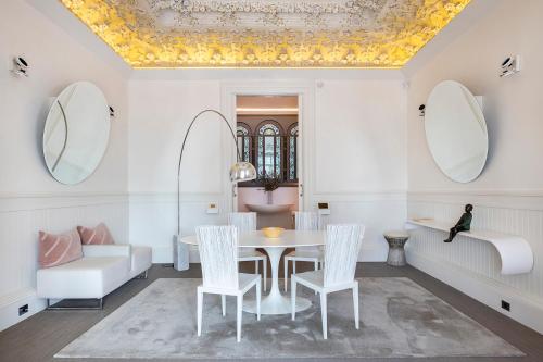 El Palauet Modernist Suites Barcelona photo 113