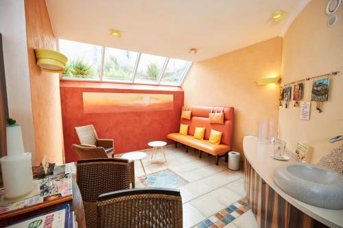 Χώρος καθιστικού στο Flair Hotel Zum Schwarzen Reiter