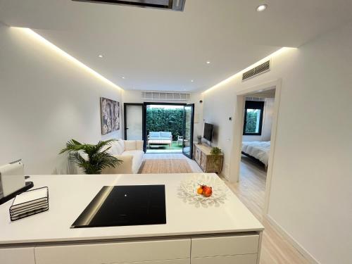 AVINGUDA MADRID 27 Bajos 1ª