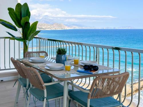 Balcon al Mar. Una joya en la playa de Campello.