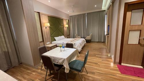 Posezení v ubytování Hotel Sarovar Residency